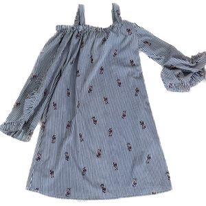 SUPER CUTE girls casual dressy top 💙🦋